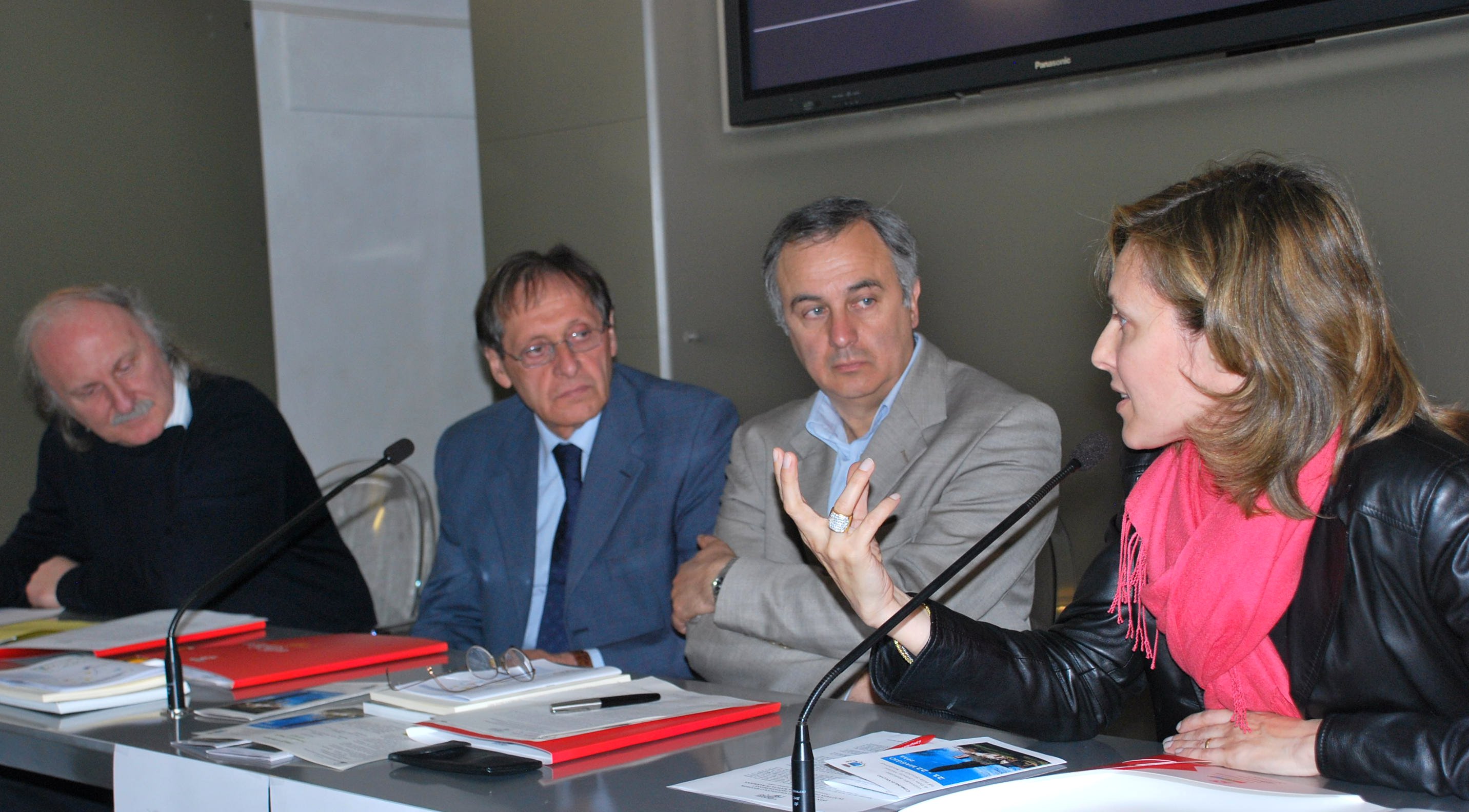 conferenza stampa