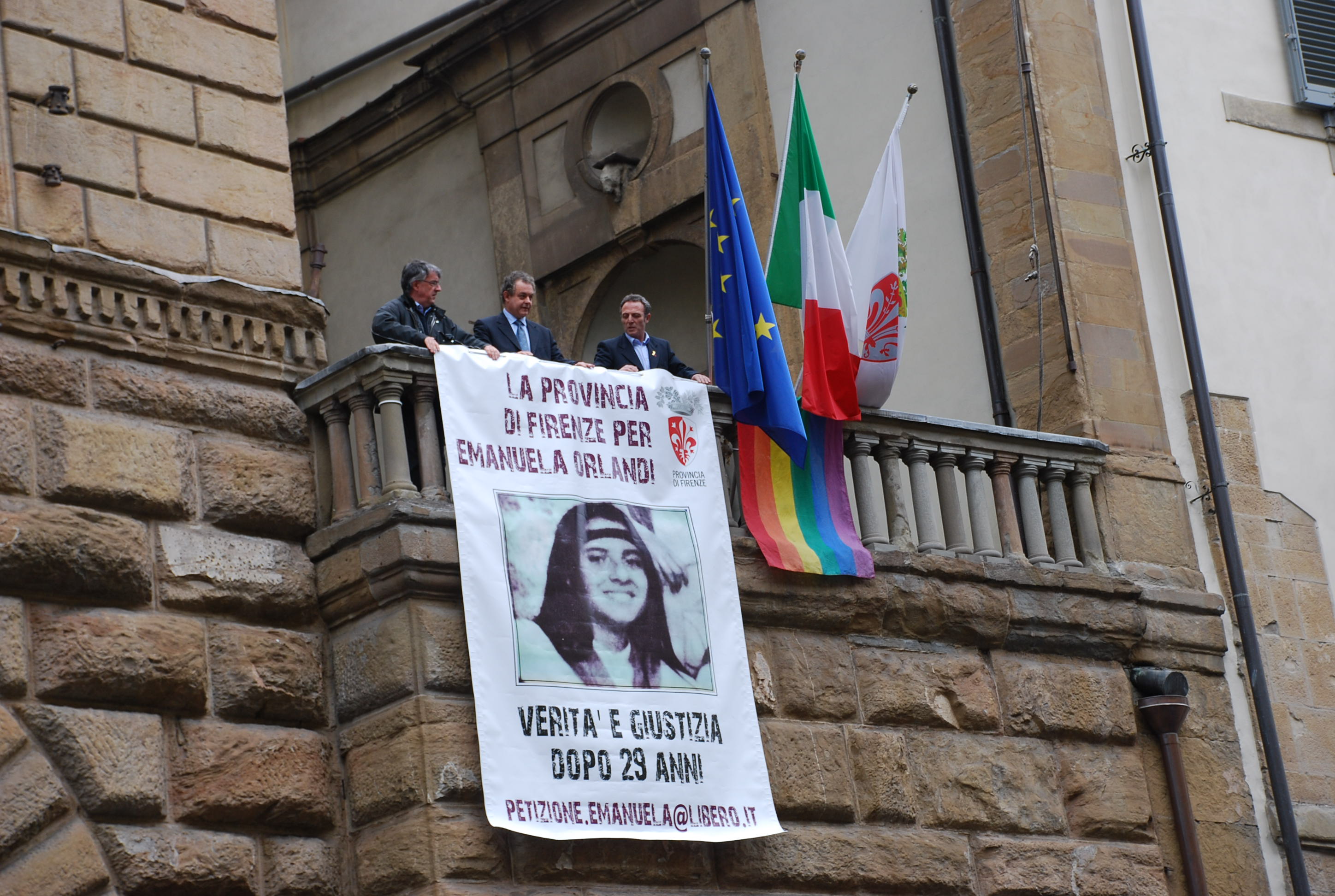 Il presidente Barducci la gigantografia di Emanuela Orlandi su Palazzo Medici Riccardi