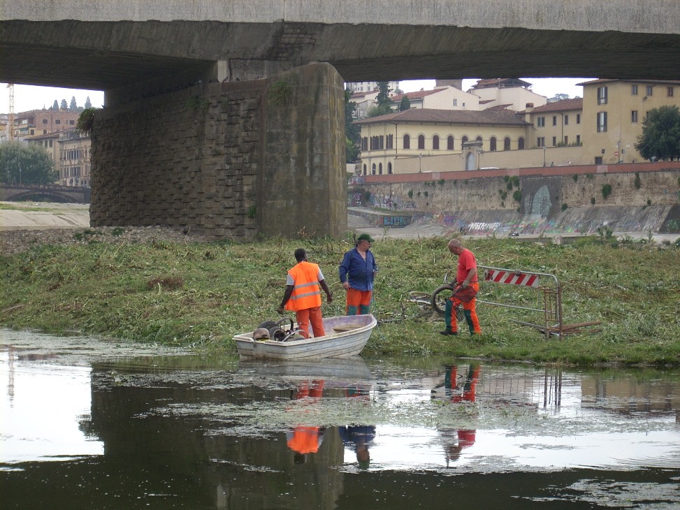 Pulizia Arno