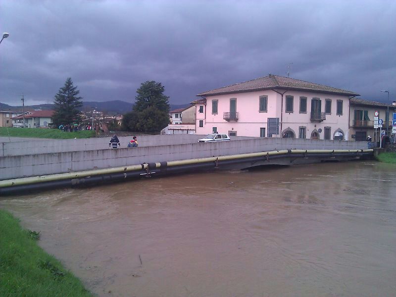  	L'Ombrone a Ponte all'Asse (foto Protezione civile Provincia di Firenze)