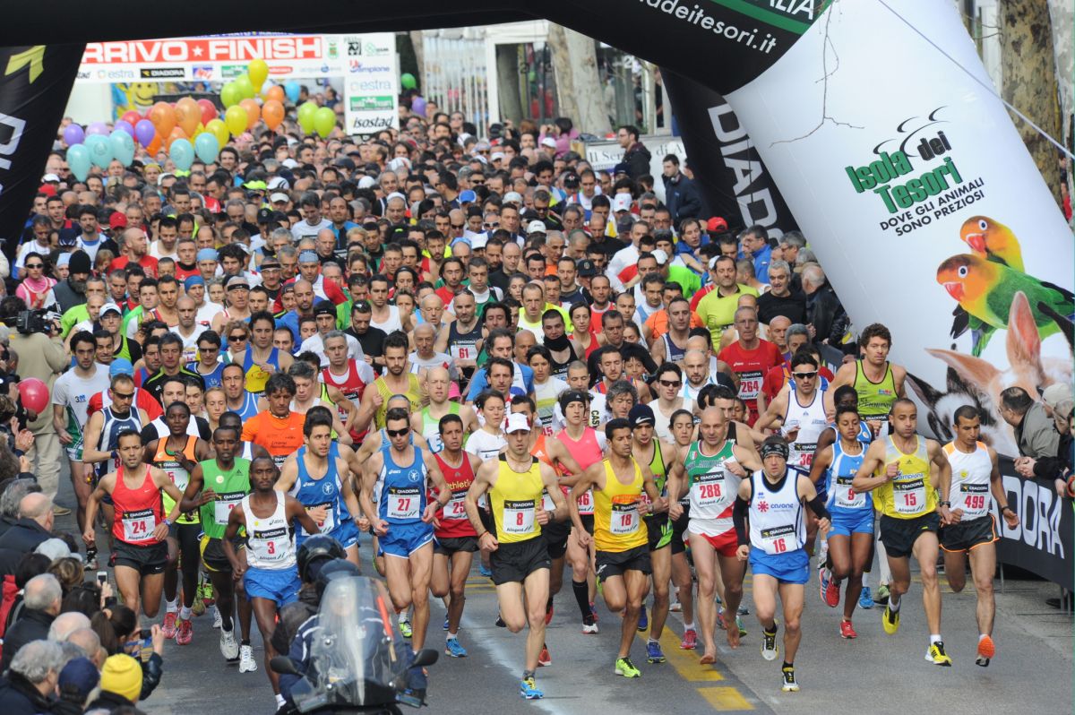 Partenza 25° maratonina di Prato