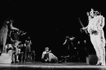 Uno spettacolo allestito dal Laboratorio degli apicultori del Liceo Giotto Ulivi 