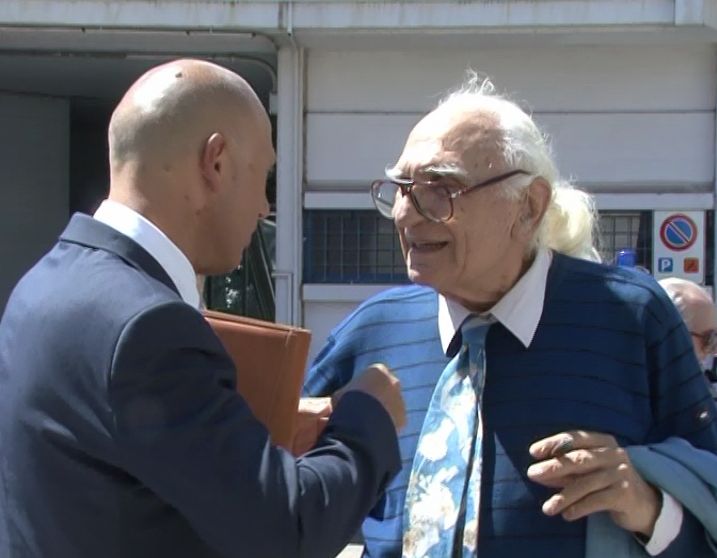 Marco Pannella oggi a Sollicciano con il presidente Giunti