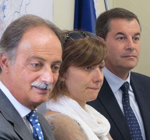 Il Prefetto Varratta, l'assessore Spacchini e l'assessore Giorgetti nella Sala operativa della Protezione civile all'Olmatello