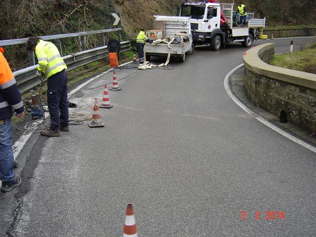 Chiusa strada provinciale 17