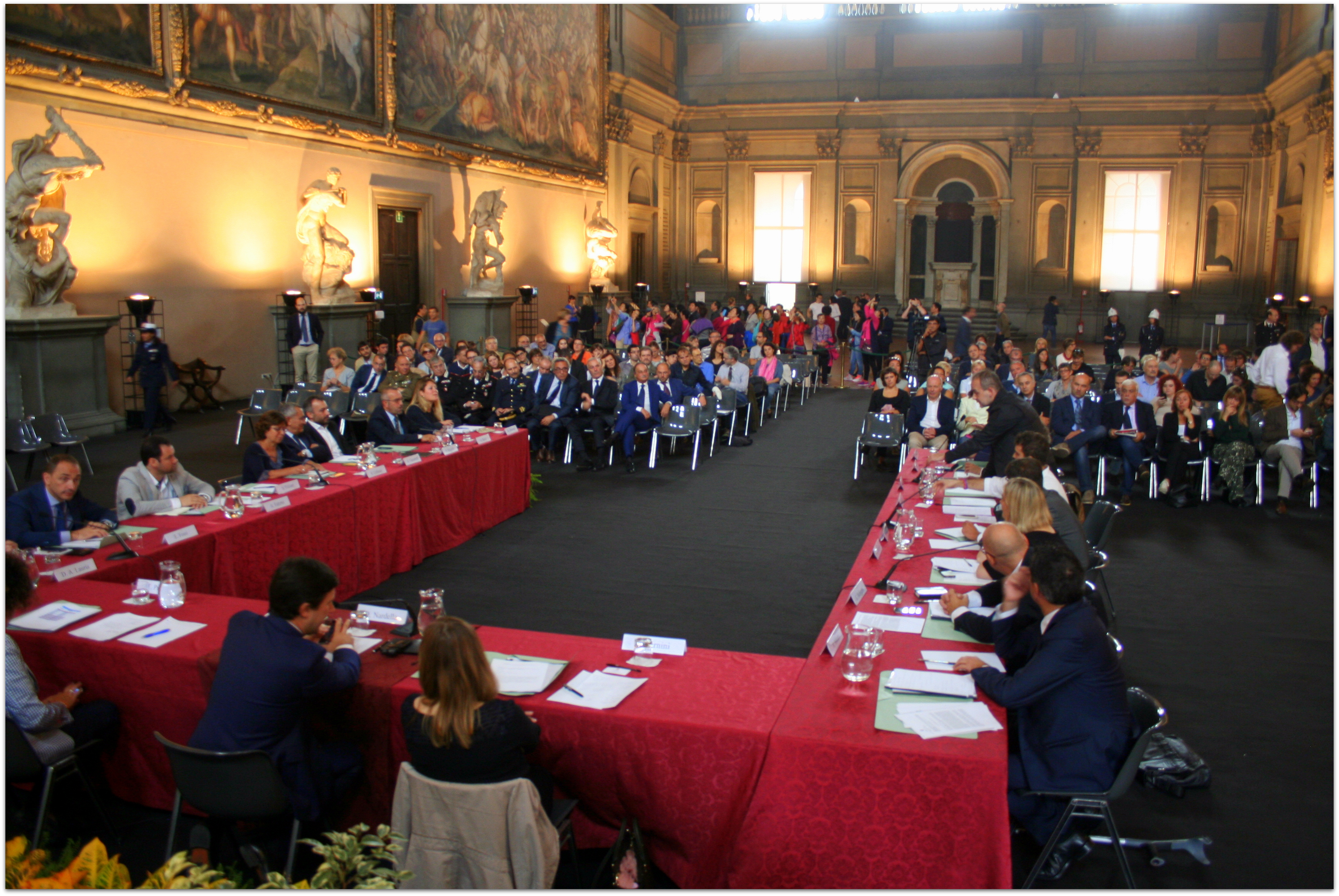 Il Consiglio metropolitano riunito in Palazzo Vecchio (Foto Antonello Serino - Met)