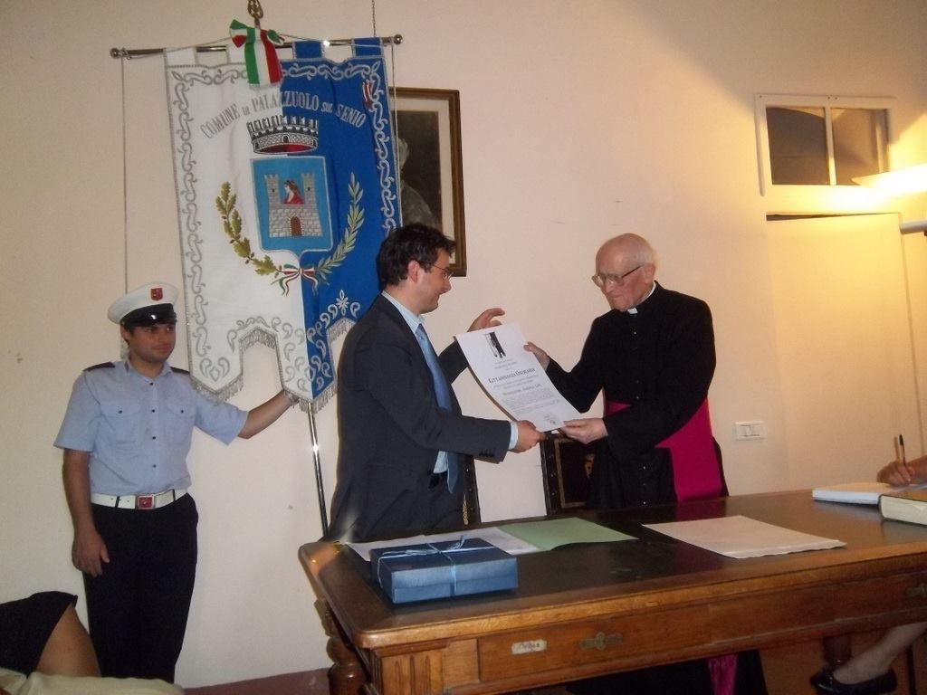 Monsignor Livi in Comune a Palazzuolo