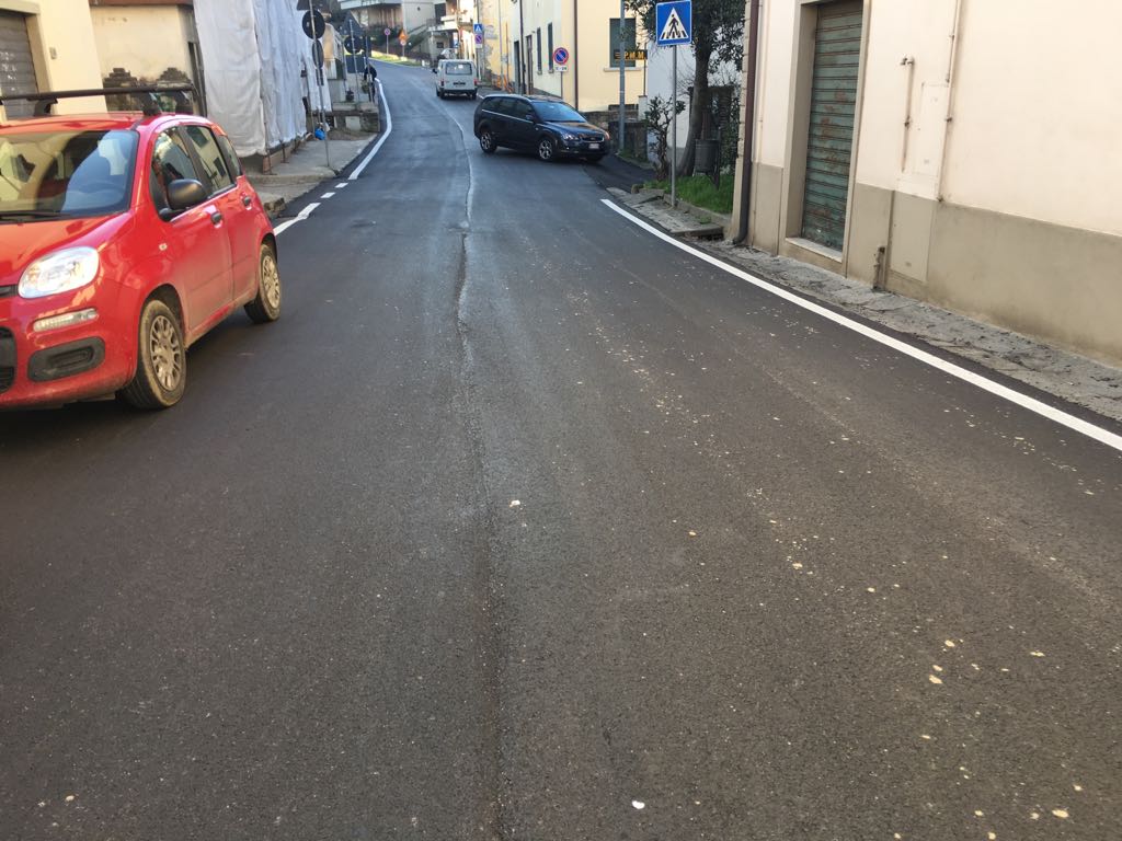 Asfaltature sulle strade del Valdarno