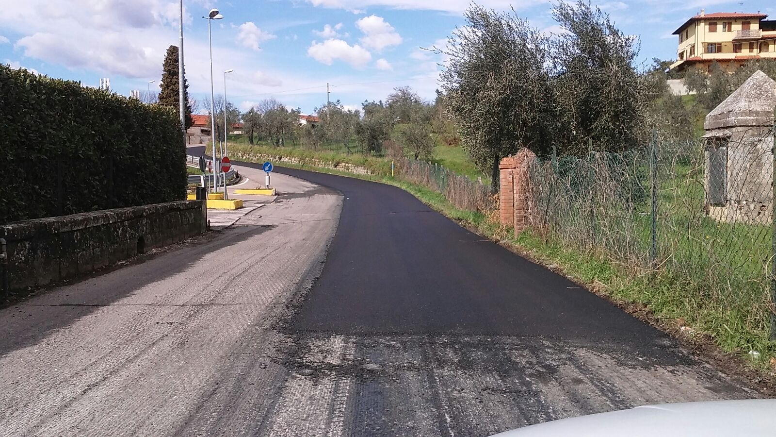 I lavori in via Guido Monaco a Reggello