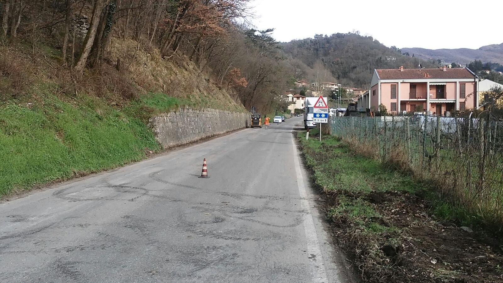 I lavori in via Guido Monaco a Reggello