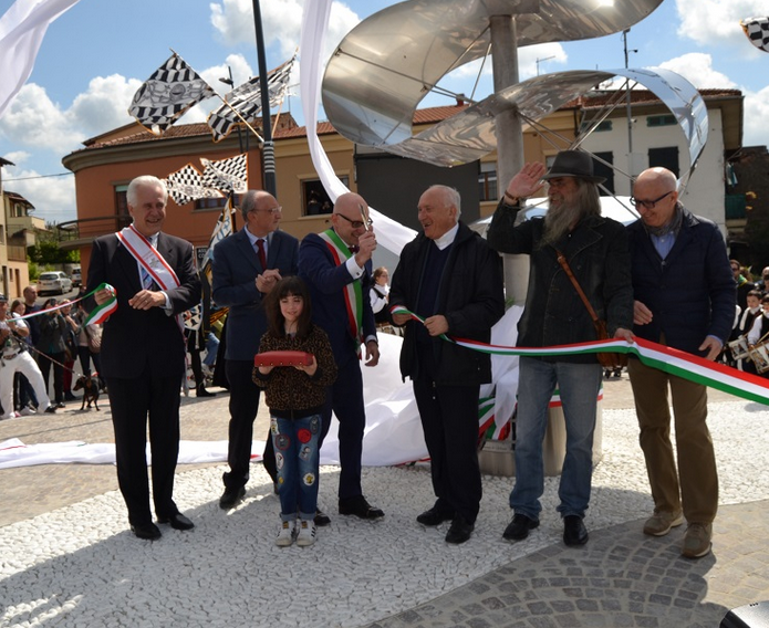 Inaugurazione della nuova Piazza della Ferruzza con la scultura dedicata a Indro Montanelli
