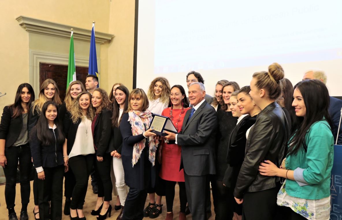 Il Presidente del Senato con gli studenti premiati all'Istituto universitario Europeo (foto Antonello Serino, Ufficio Stampa -  Redazione di Met)