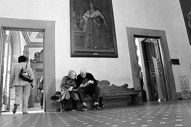 Estate sicura anziani (foto Antonello serino - Met)