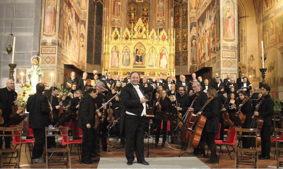 Il Maestro Giuseppe Lanzetta con l'Orchestra da Camera Fiorentina