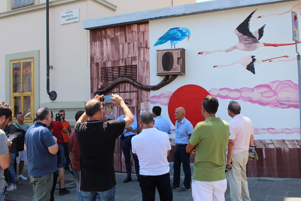 Flash Art, inaugurata la prima opera d’arte in piazza Lavagnini
