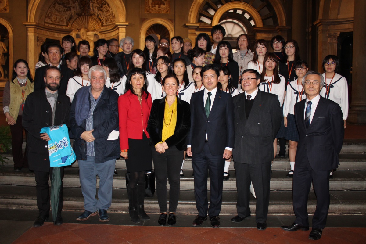 vicesindaca Cristina Giachi ha ricevuto nella Sala degli Otto di Palazzo Vecchio il nuovo sindaco di Gifu Masanao Shibahashi con la sua delegazione.