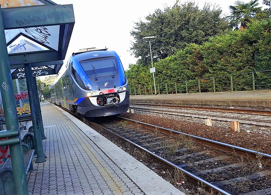 Treno regionale (foto Antonello Serino, Ufficio Stamap - Redazione Met)