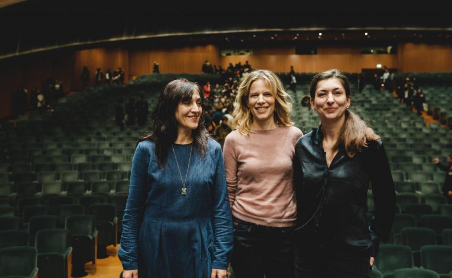 Sonia Bergamasco, Elena Bucci e Nicola Raab (Foto Michele Monasta)