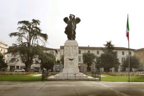 Piazza della Vittoria - Empoli (FontefotoComune) 