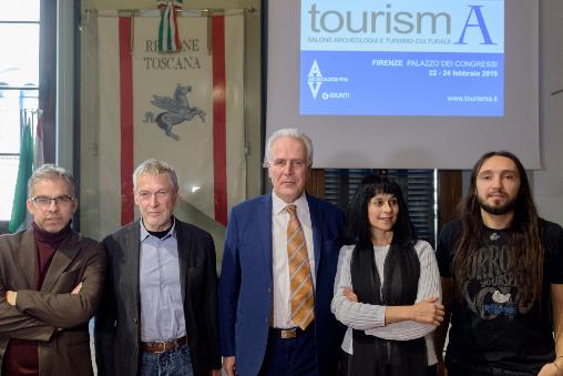 Un momento della conferenza stampa di "TourismA" a palazzo del Pegaso