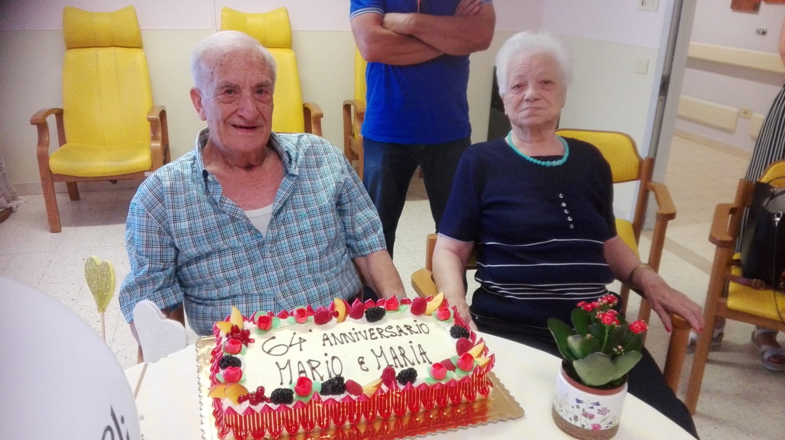 Maria e Mario festeggiano 64 anni di matrimonio (foto da comunicato)
