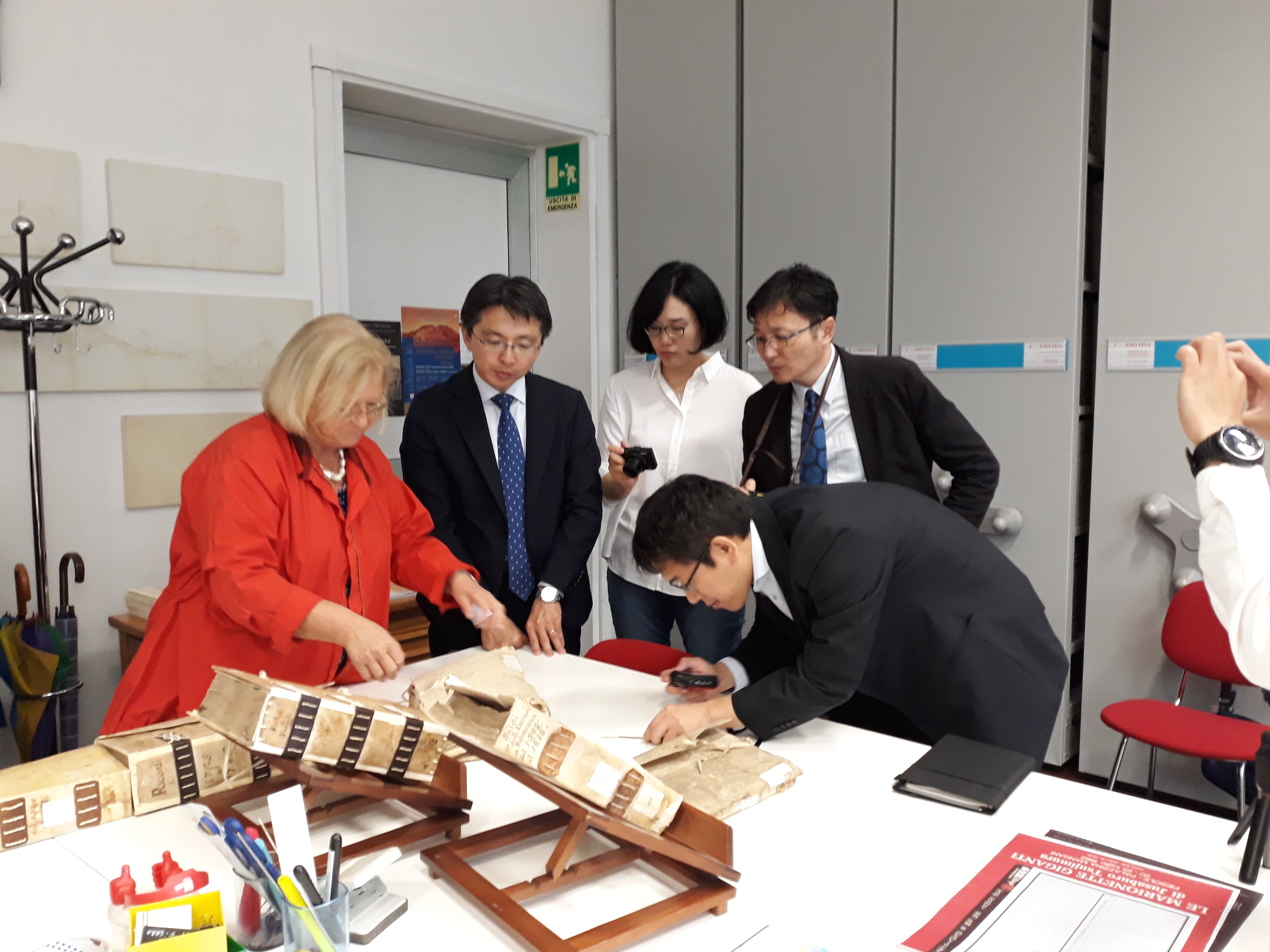Visita di archivisti giapponesi