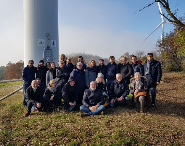 Amministratori all'impianto eolico di Rivoli Veronese