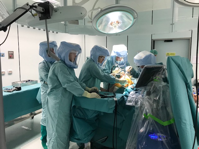 Intervento chirurgico con robot (Foto da comunicato)