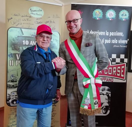 Il sindaco Spinelli con Giuseppe Cau