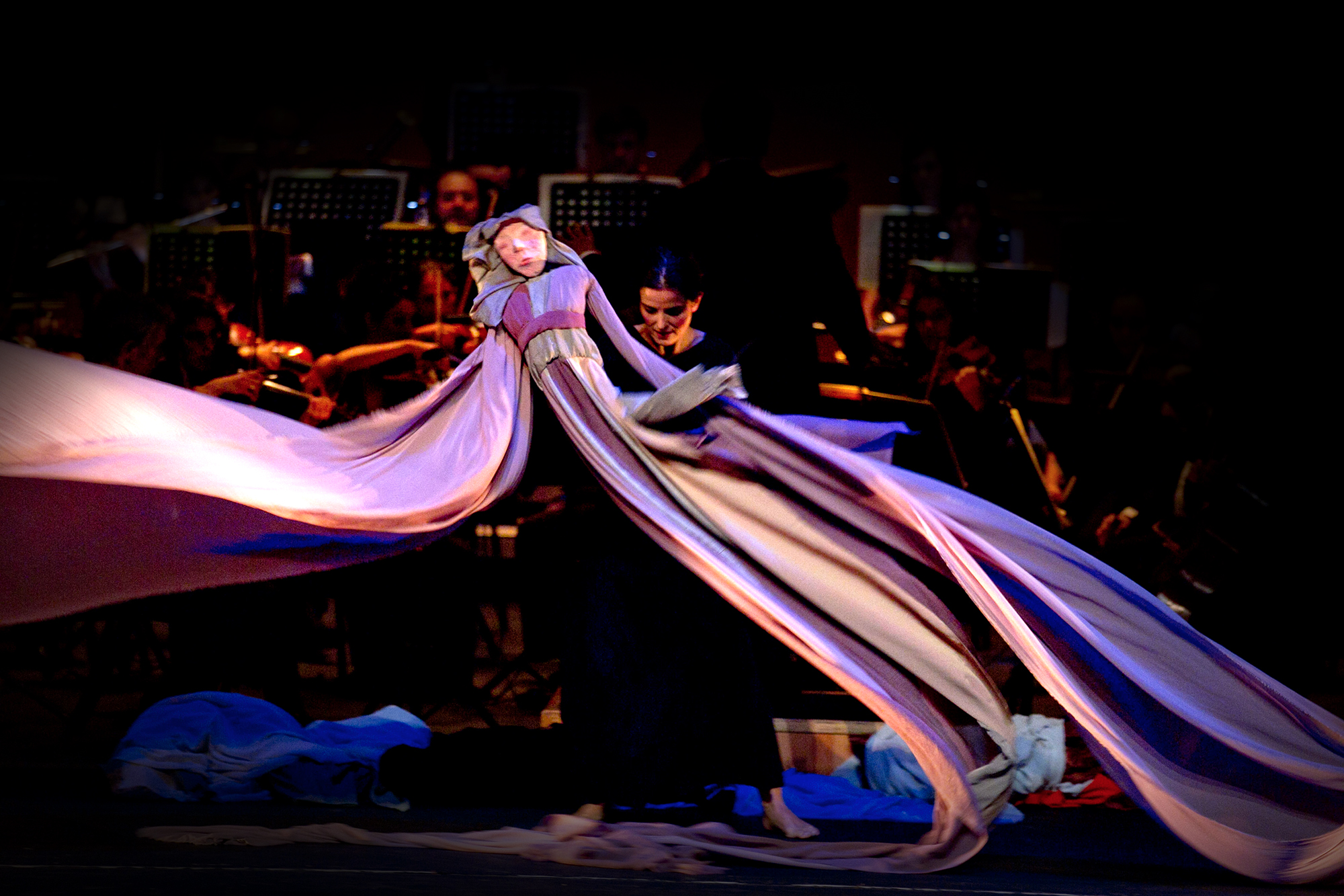 Romeo e Giulietta raccontato da grande musica e marionette (Foto da comunicato)