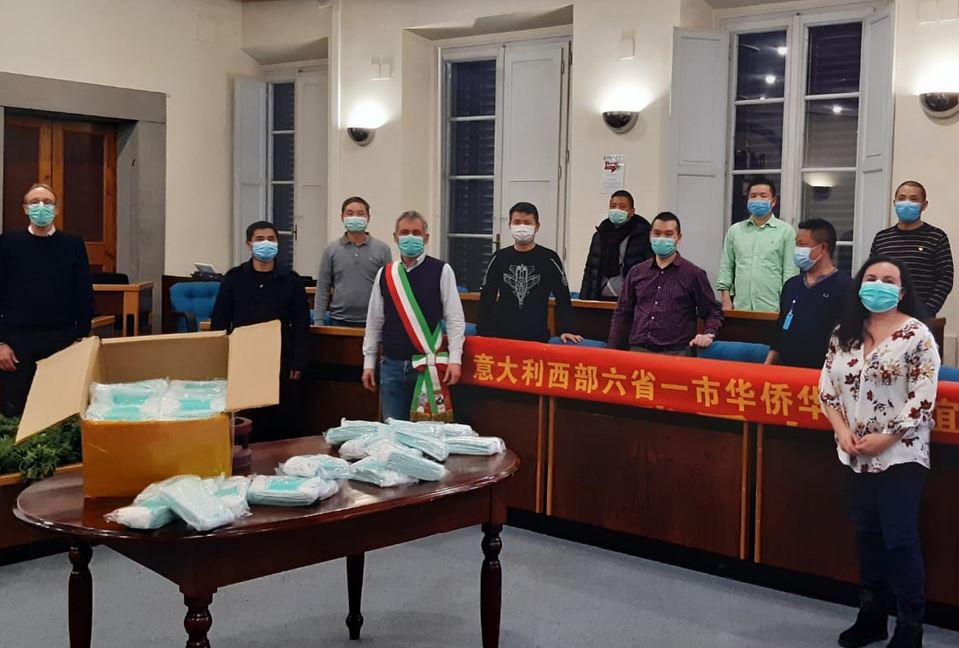 Le comunita' cinesi di Fucecchio e Empoli donano 3000 mascherine