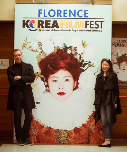 Da sx Riccardo Gelli,direttore artistico e Chang Eun-Young, Vicedirettrice Coordinamento