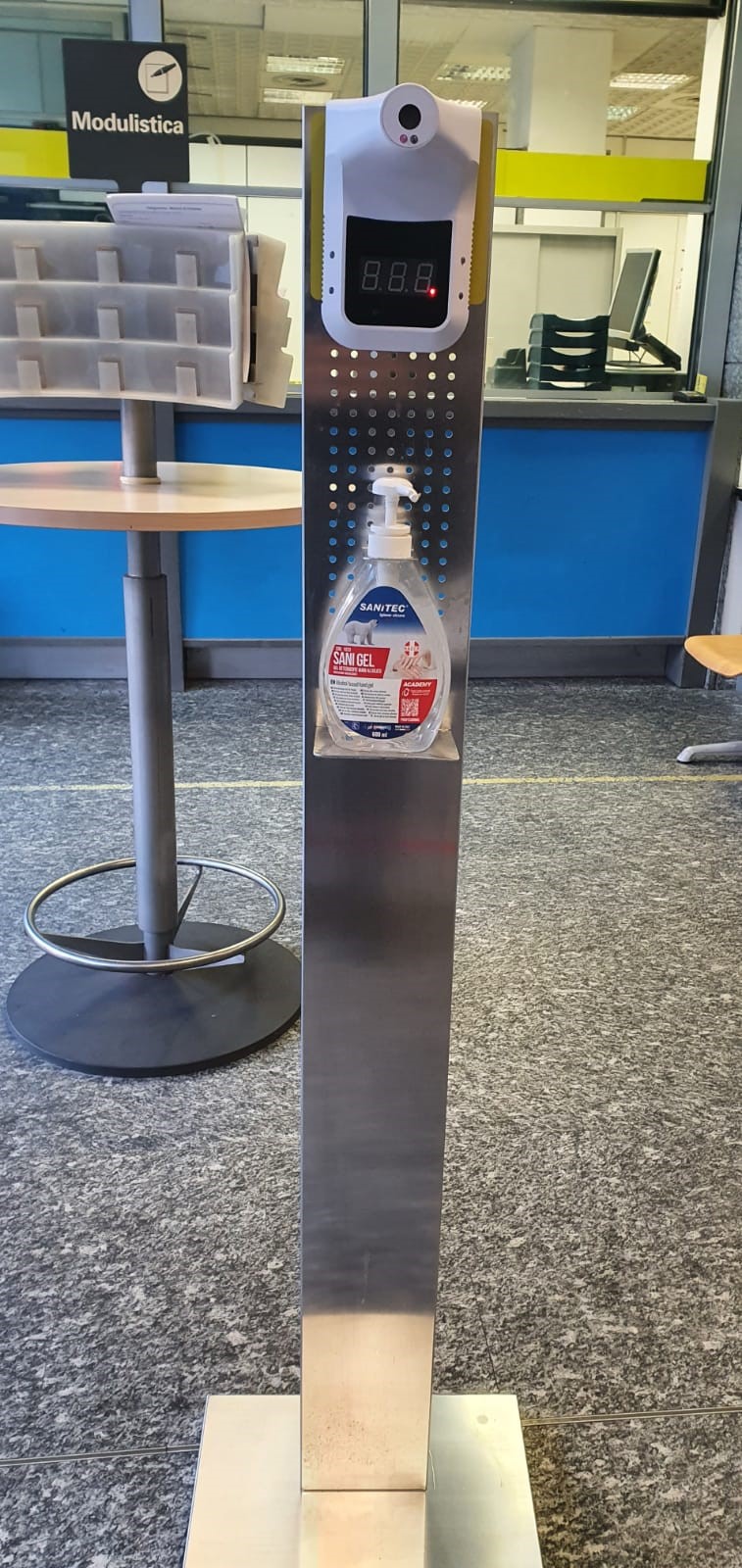 Termoscanner in un ufficio postale (Foto da comunicato)