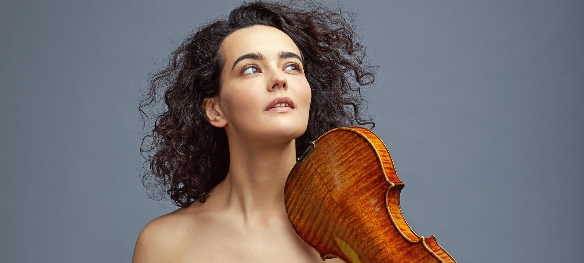 La violinista russa Alena Baeva