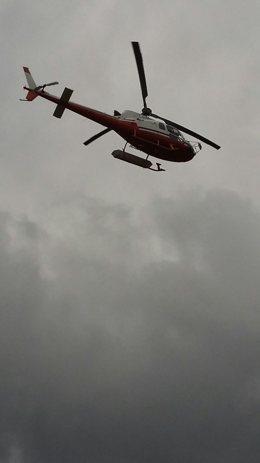 elicottero specializzato in volo - fonte Gruppo Enel