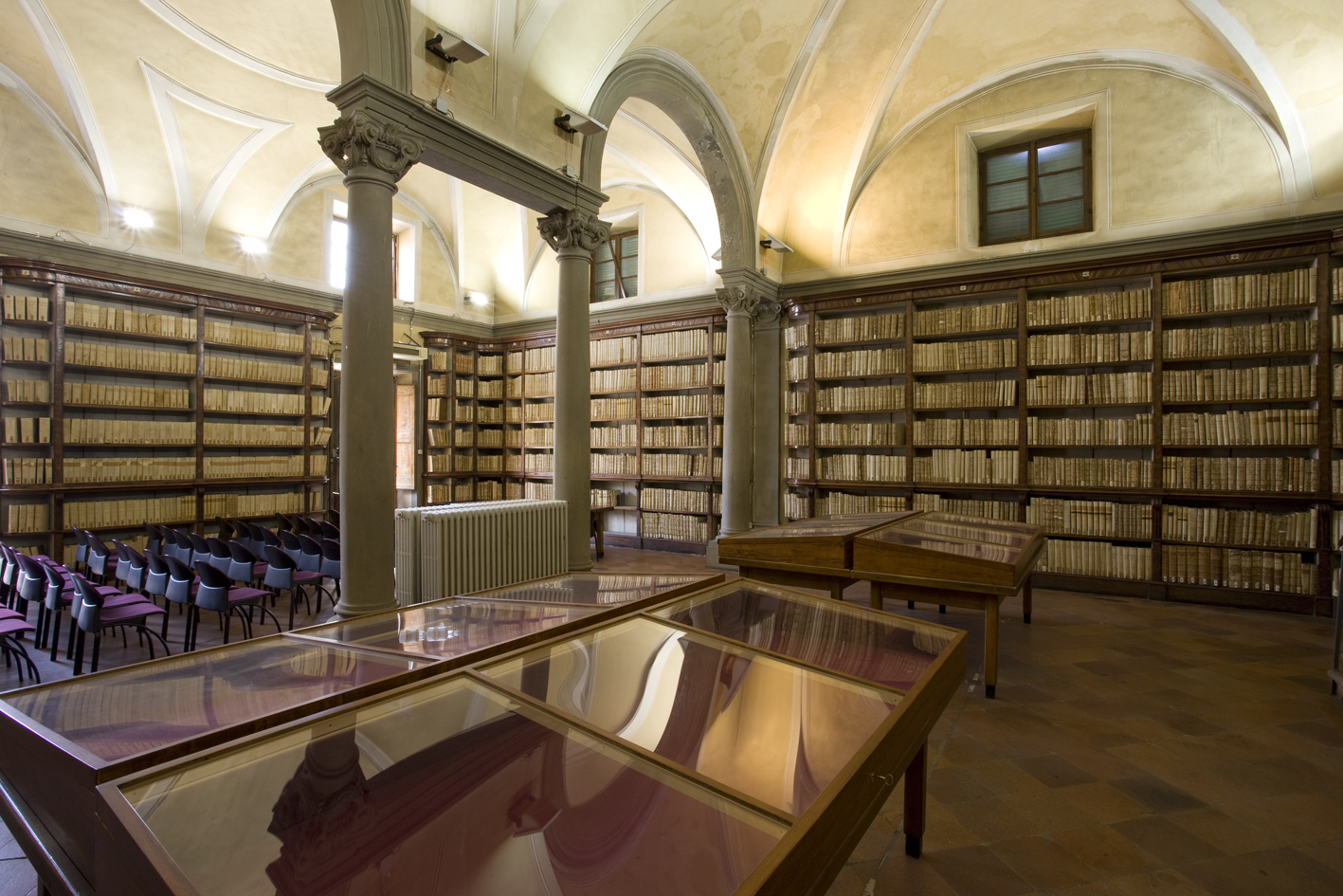 foto di repertorio della sala Gatteschi della biblioteca Forteguerriana - fonte Comune di Pistoia