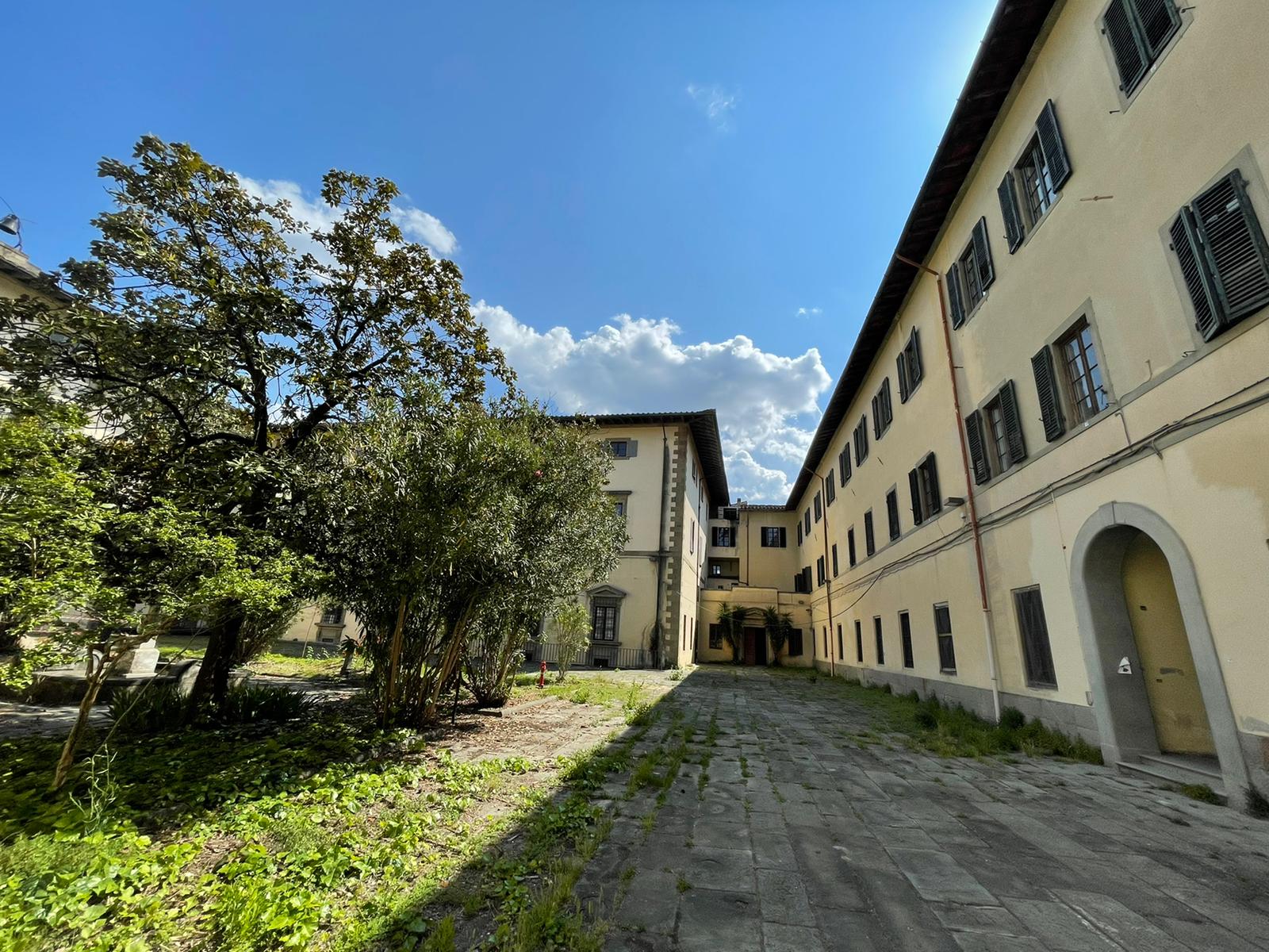 La Commissione urbanistica al complesso del Palazzo Buontalenti (Fonte foto Comune di Firenze)