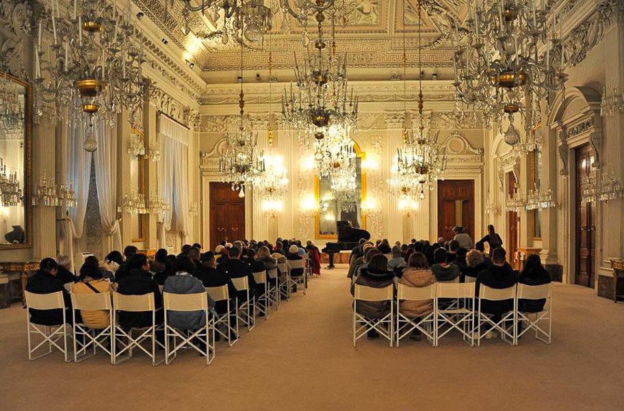 Palazzo Pitti Sala Bianca