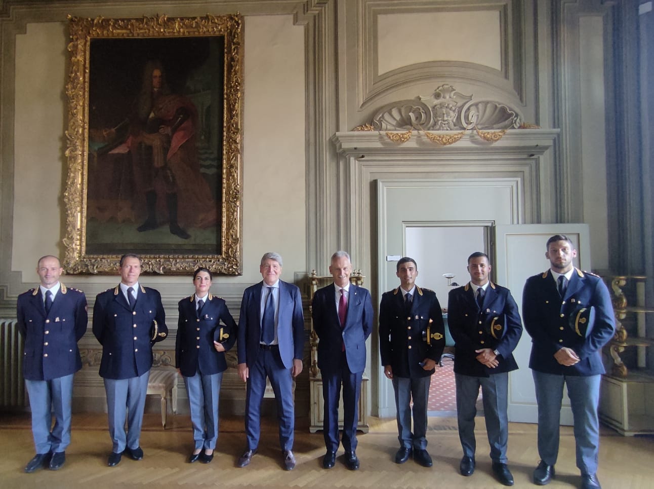 Visita Prefetto dei Commissari con Questore, Dirigente Ufficio Personale e Vice Comandante Reparto Mobile di Firenze