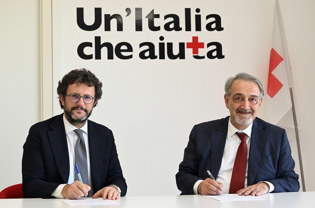 Crisostomo e Rocca alla firma (Fonte foto Enel)
