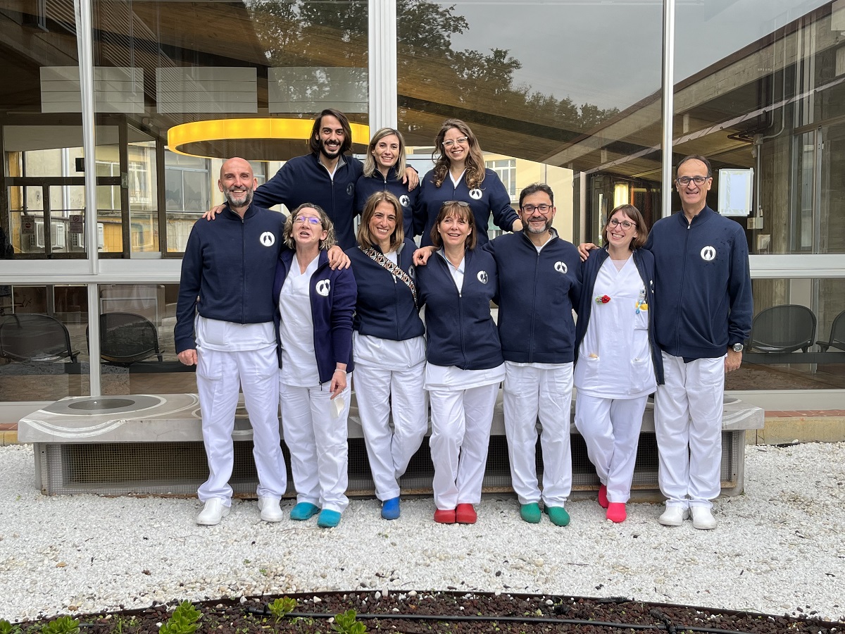 Infermieri della fisiopatologia con il dottor Castellani (Fonte foto Ausl Toscana Centro)