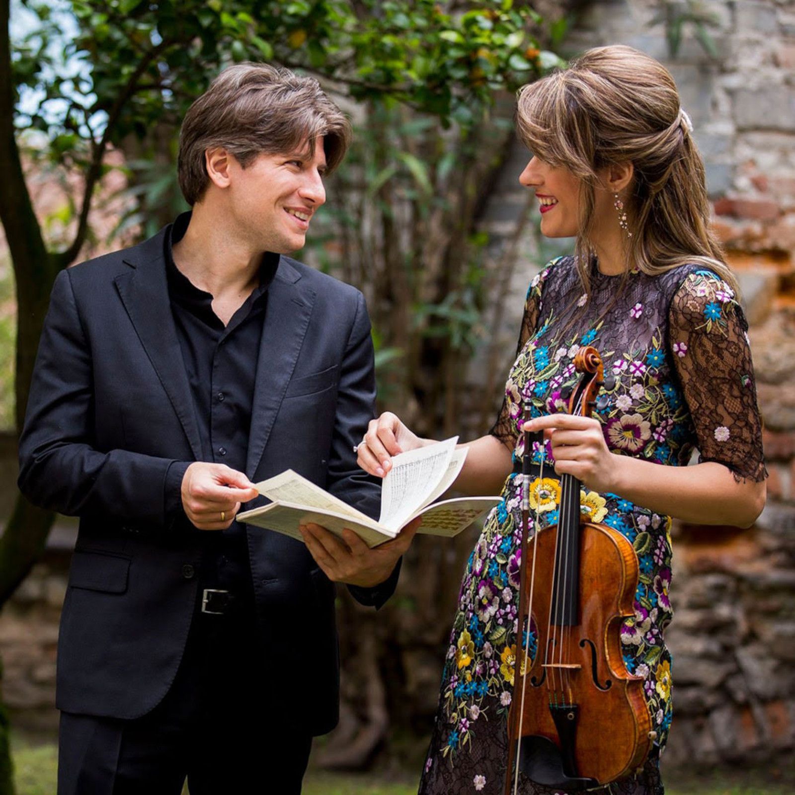 Daniele Rustioni e Francesca Dego (Fonte foto Orchestra della Toscana)