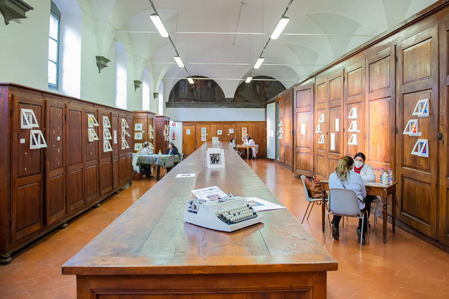 Consultazioni poetiche a Montedomini (Ph. Filippo Manzini - Fonte Teatro della Toscana)