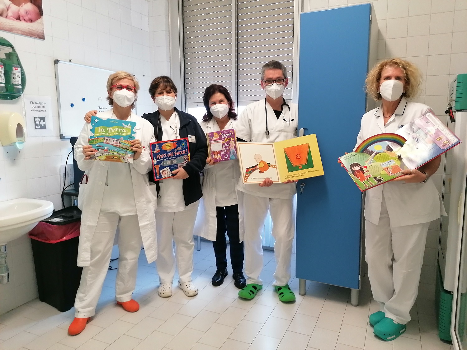 Gli operatori del reparto di pediatria (Fonte foto Ausl Toscana Centro)