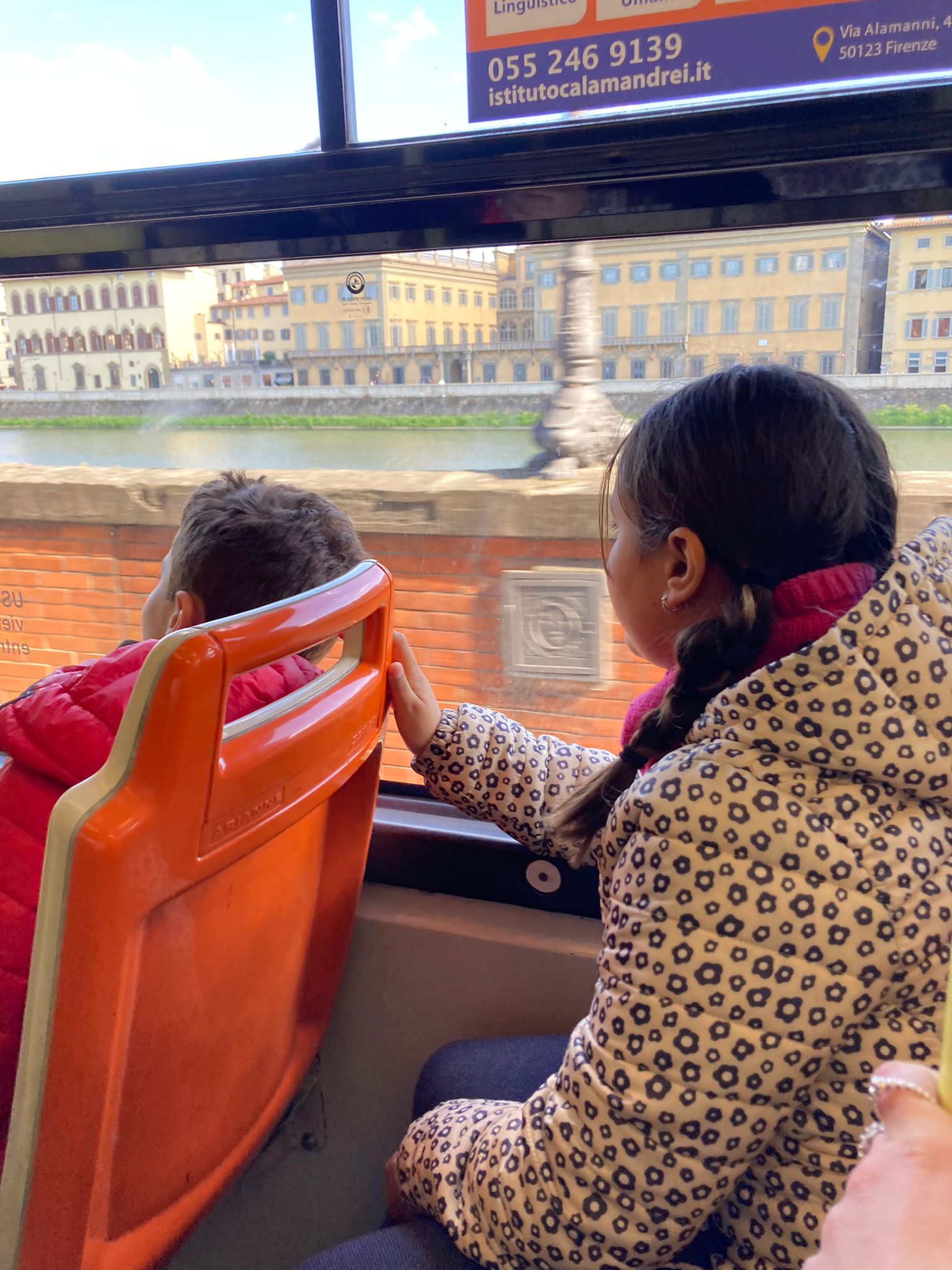 Studenti scoprono le loro città col bus (Fonte foto Autolinee Toscane)