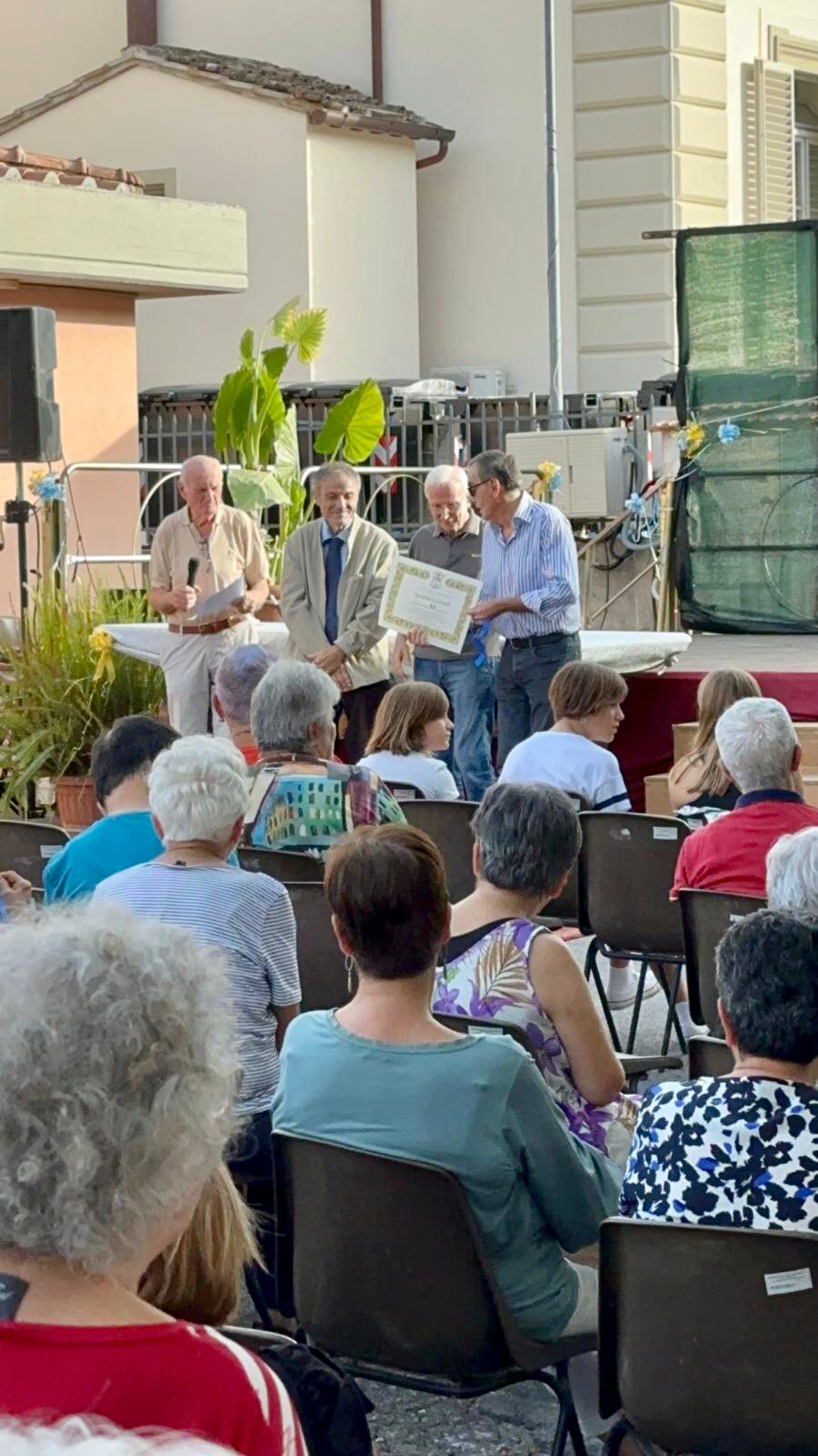 Riccardo Gabbrielli, premiazione (Foto Ufficio Stampa Comune di Barberino e Tavarnelle)