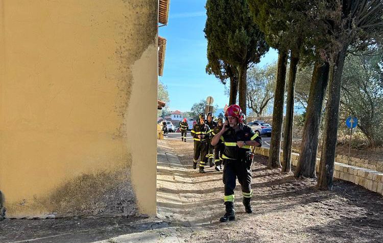 Sgombero in via Massoni (Fonte foto comunicato Polizia di Stato)