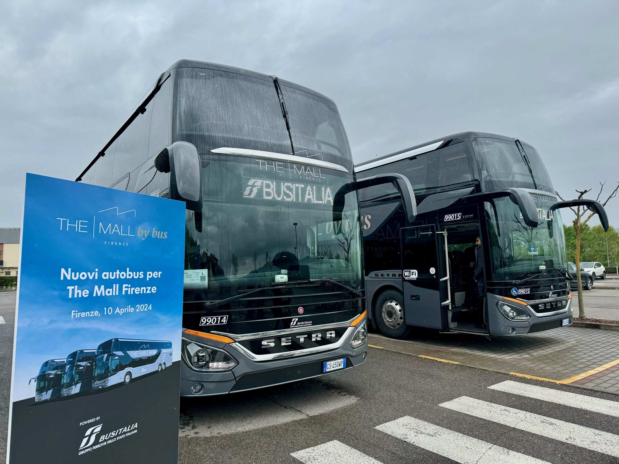 Tre nuovi autobus e vendita integrata dei biglietti per raggiungere The Mall (Fonte foto Trenitalia FS)