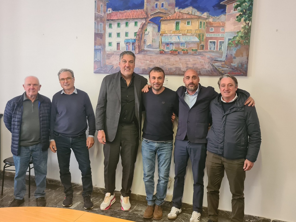 Accordo storico fra Lastrigiana e Malmantile (foto di gruppo fonte comunicato stampa)