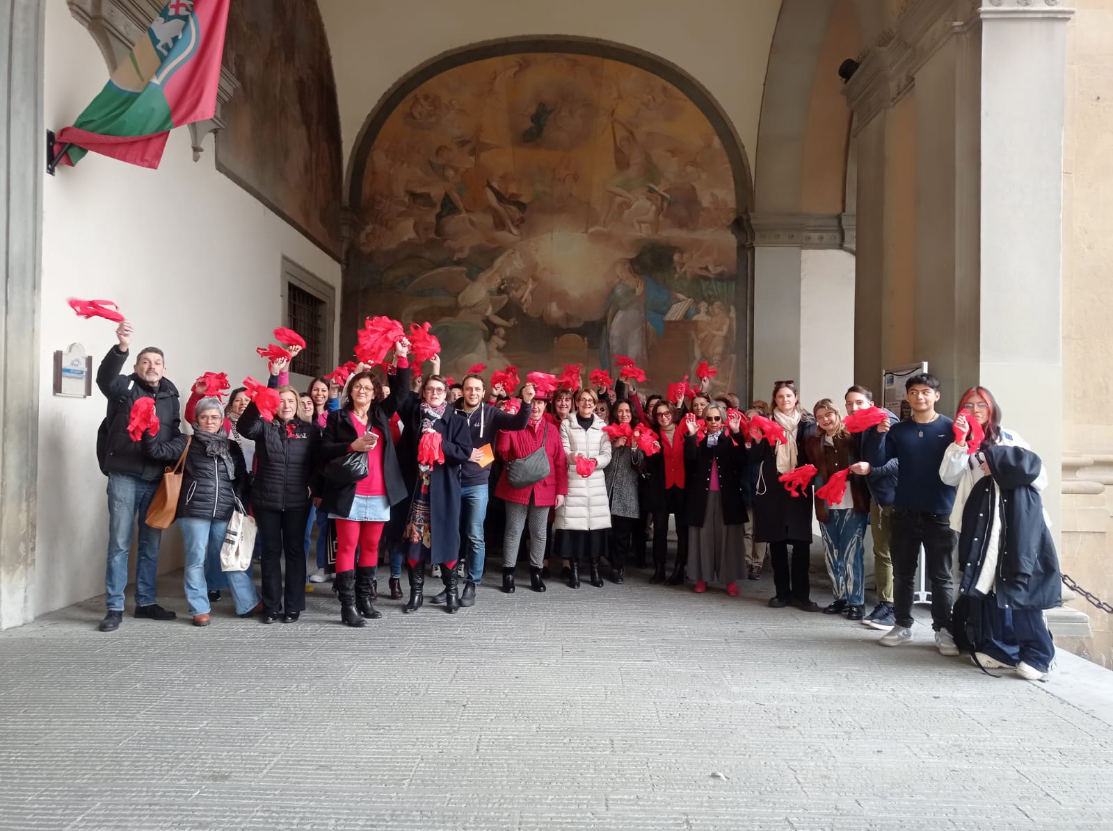 Contro la violenza sulle donne gli operatori di Santa Maria Nuova ci mettono la faccia (Fonte foto Ausl Toscana Centro)